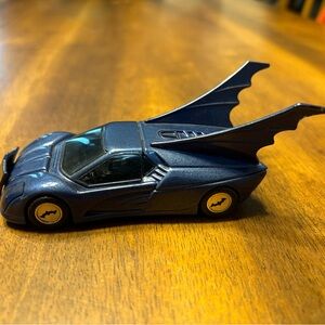 Corgi 2000 Batmobile (#77308) in 1:43 scale